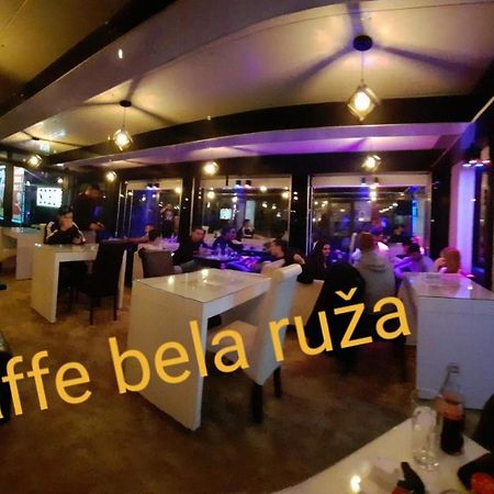 Bela Ruza Hotel เบลเกรด ภายนอก รูปภาพ